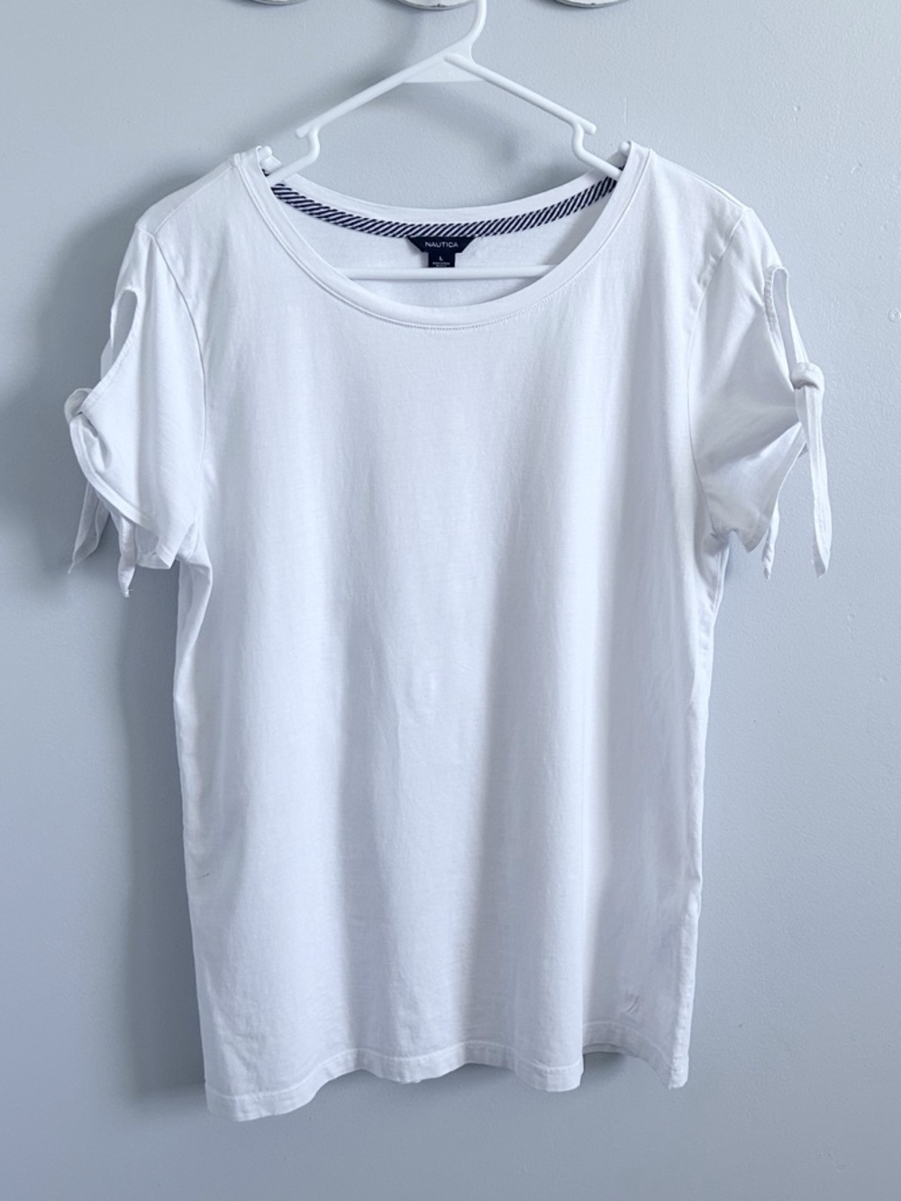 Nautica White Tee Size L